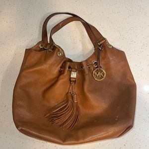 MICHAEL KORS PURSE 👜